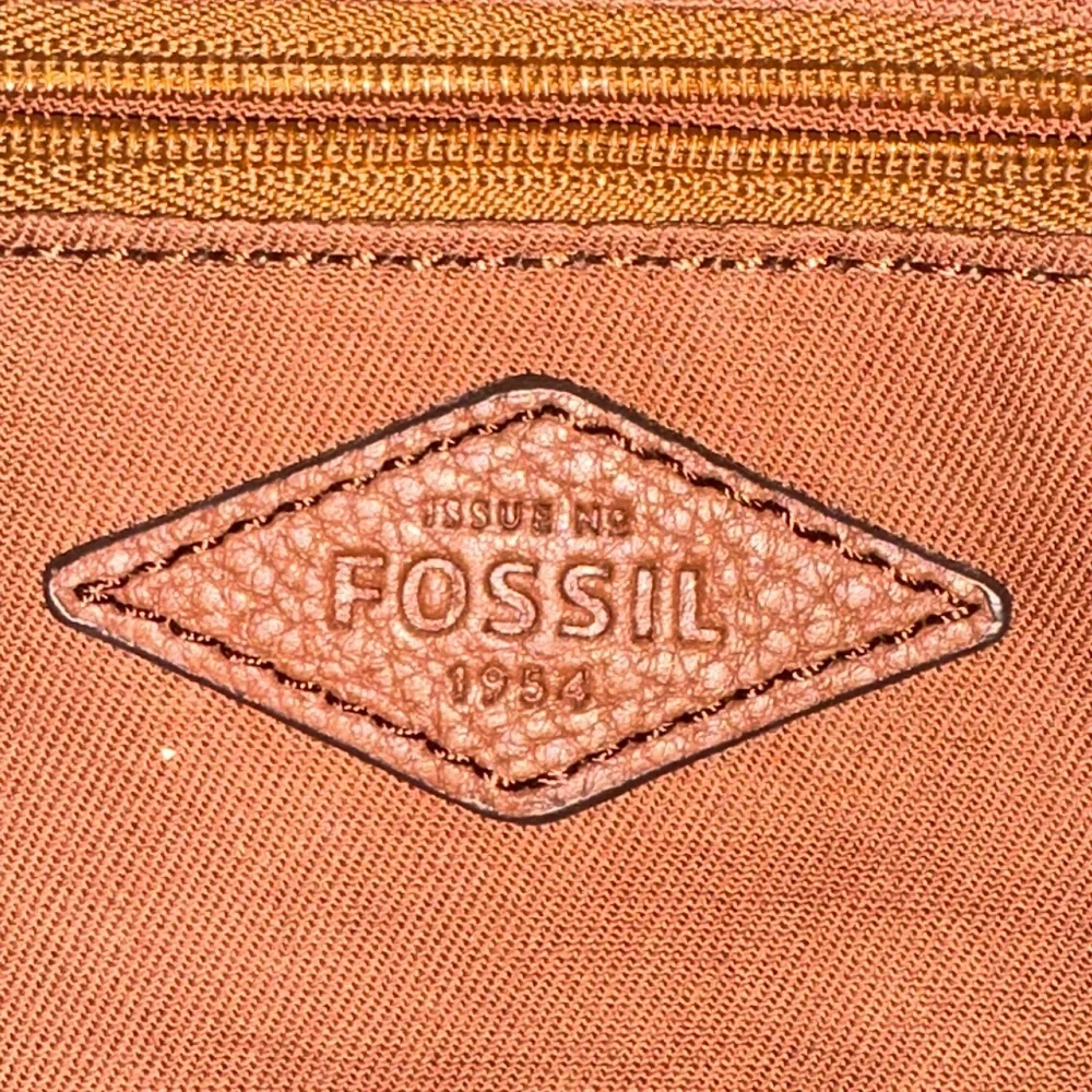 Fossil Piper Brown Pebble Leather Crossbody Small Messenger Bag Expandable